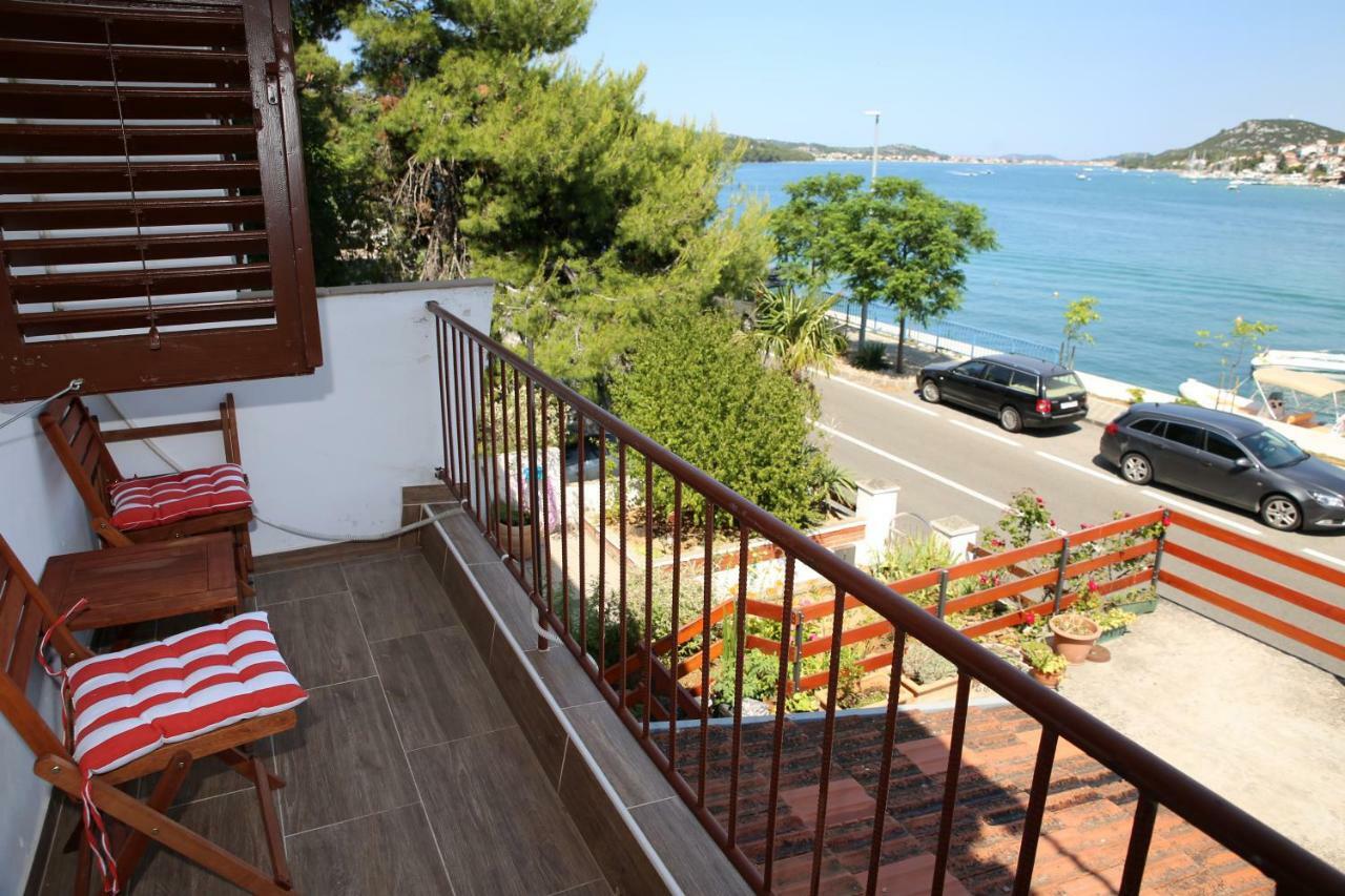 Seaside Apartment Tisno Eksteriør bilde