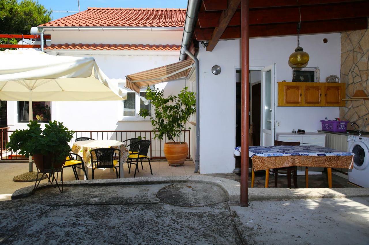 Seaside Apartment Tisno Eksteriør bilde